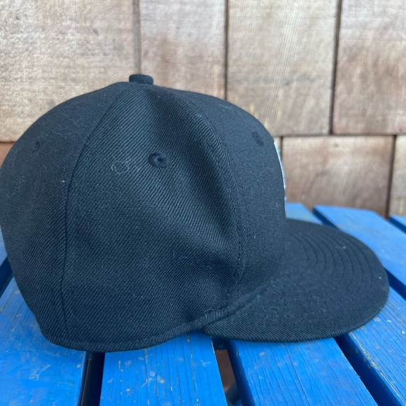 9FIFTY New Era Stanford Cardinals Black fitted hat size 6 7/8 - Picture 3 of 9